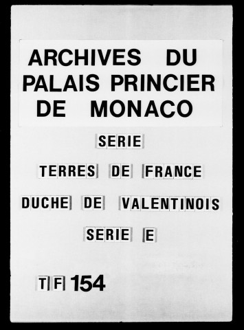 Compte du Sr Chaix, banquier à Lyon, avec correspondance y relative, 1728-1745.