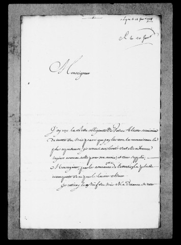 Compte du Sr Chaix, banquier à Lyon, avec correspondance y relative, 1728-1745.